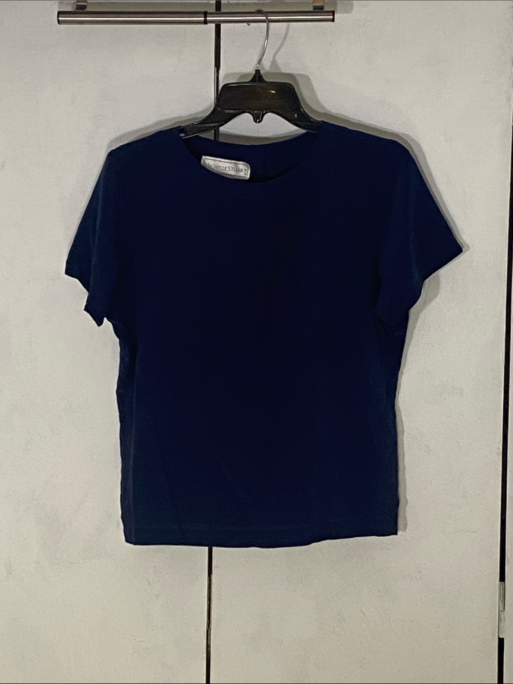 Michelle Stuart Navy Short Sleeve Crewneck Silk Blouse Medium